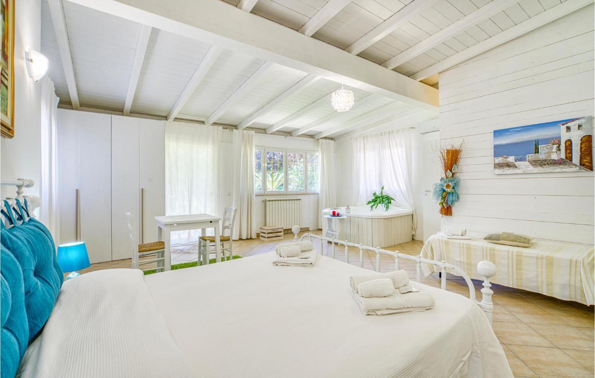 Beautiful Home In Fiumicino With Wifi ภายนอก รูปภาพ
